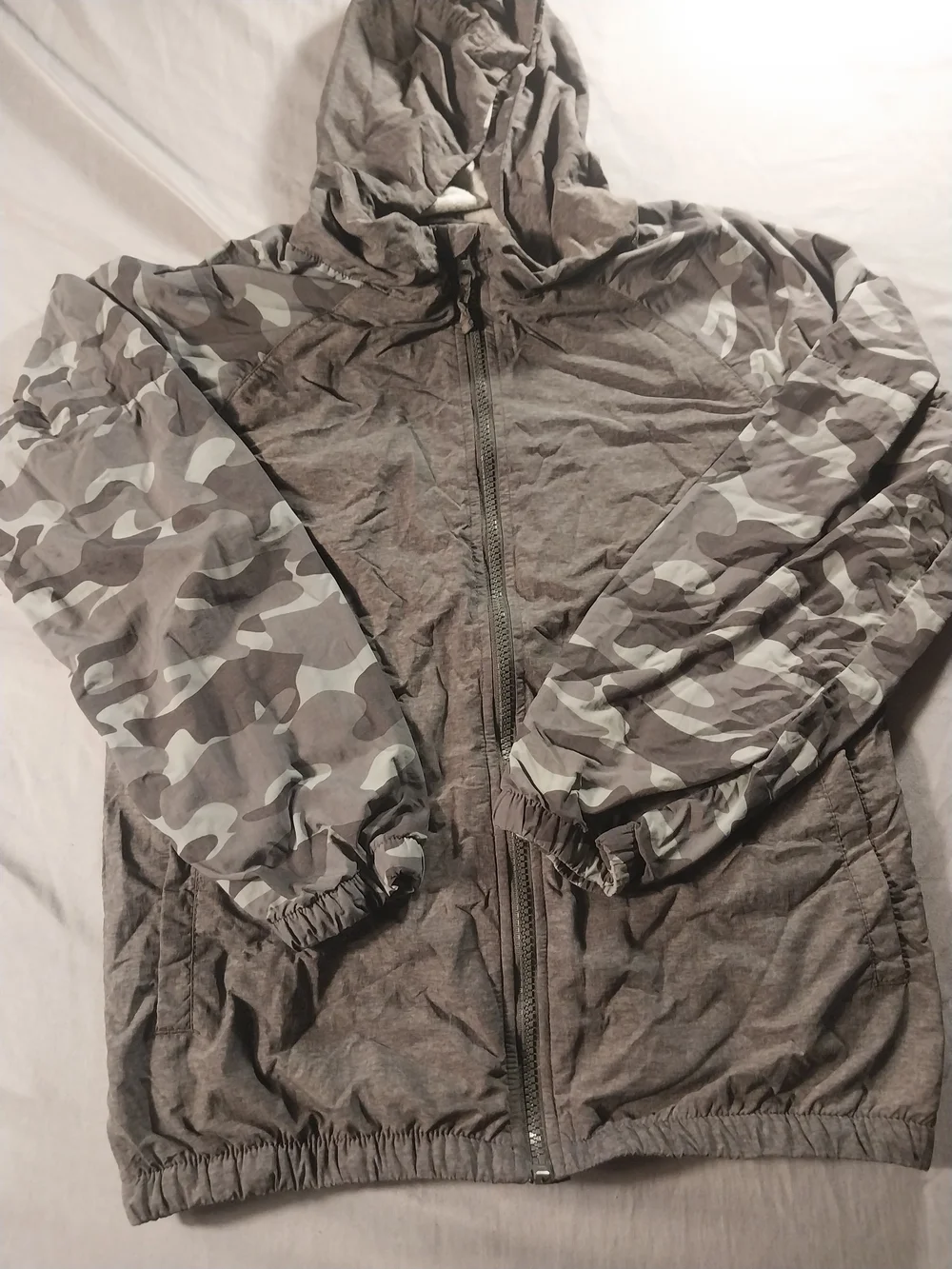 OshKosh Bgosh Boys Hooded Jacket Camo Size 12 #491